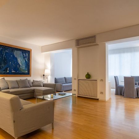 Attic With Terrace And Jacuzzi - Luxury Apartment Řím Exteriér fotografie